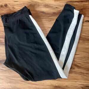 Nike Black Leggings Women’s Medium Tapered Athletic Pants Side Stripe
